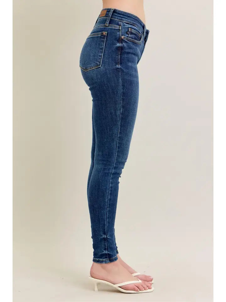 Judy Blue Core Mid-Rise Skinny