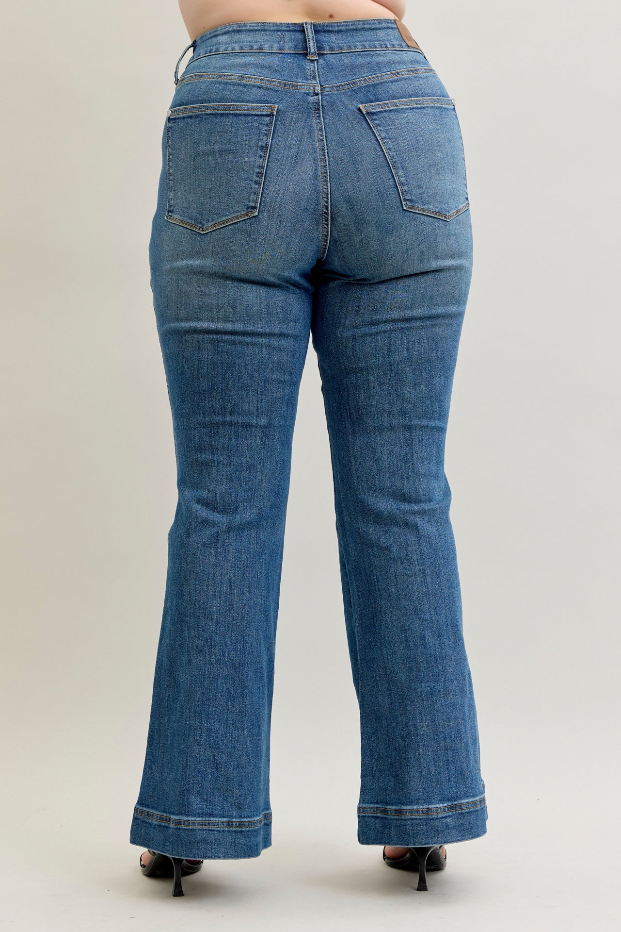 Judy Blue Plus Size High Waist Tummy Control Double Button