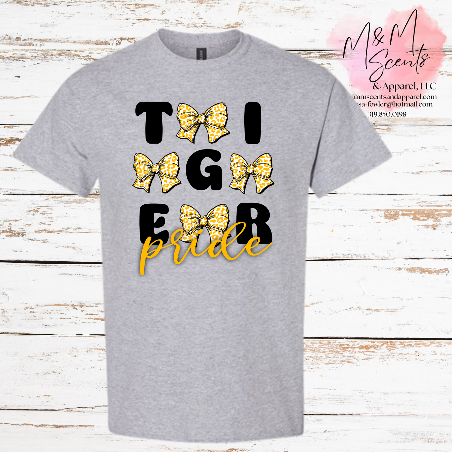 Tiger Pride Bow Graphic T-Shirt | New London Tigers School Spirit Tee